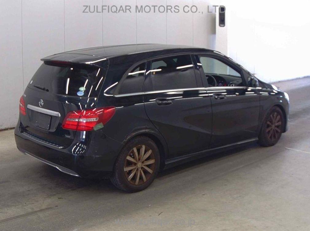 MERCEDES BENZ B CLASS 2015 Image 4