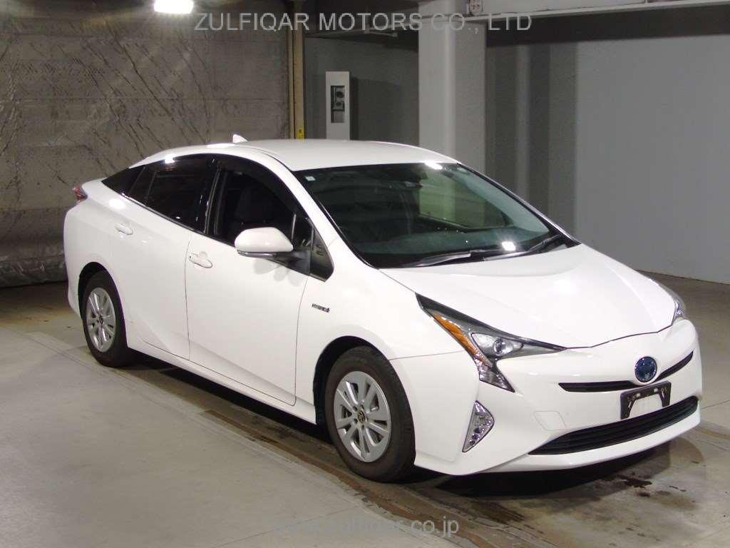 TOYOTA PRIUS 2018 Image 3