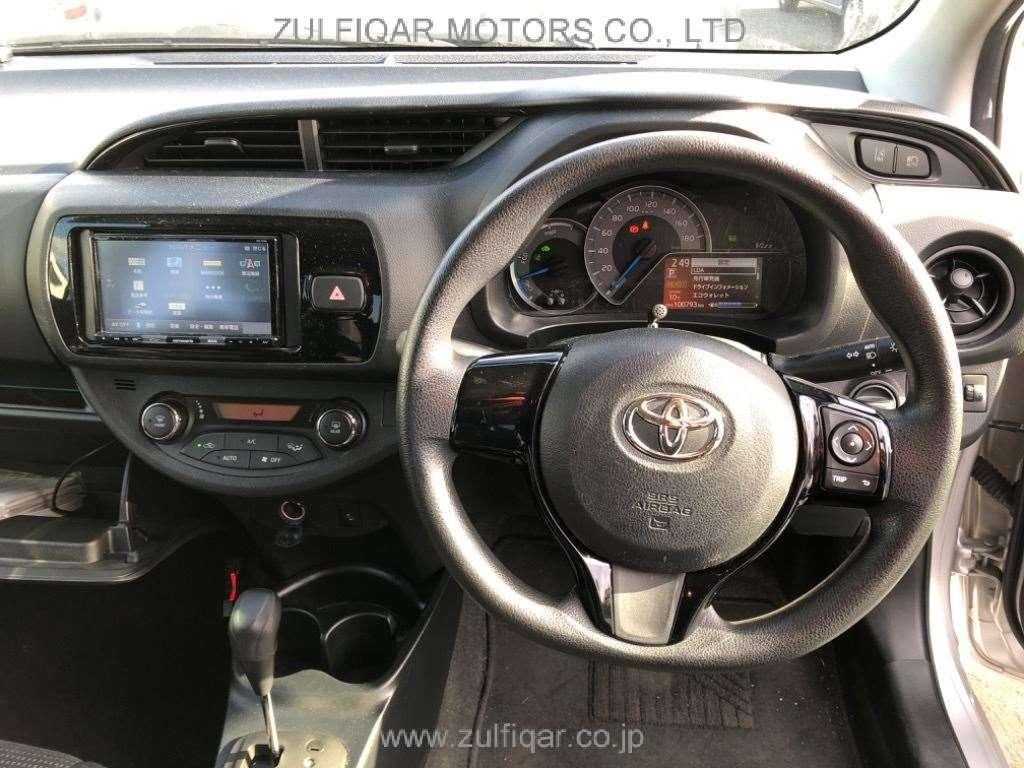 TOYOTA VITZ 2020 Image 6