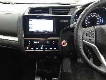 HONDA FIT HYBRID 2019 Image 9