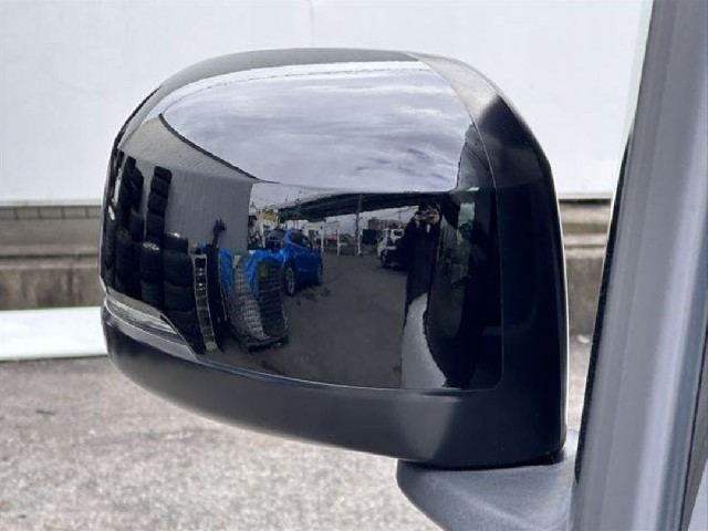 HONDA N-BOX CUSTOM 2020 Image 30