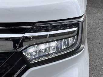 HONDA N-BOX CUSTOM 2020 Image 9