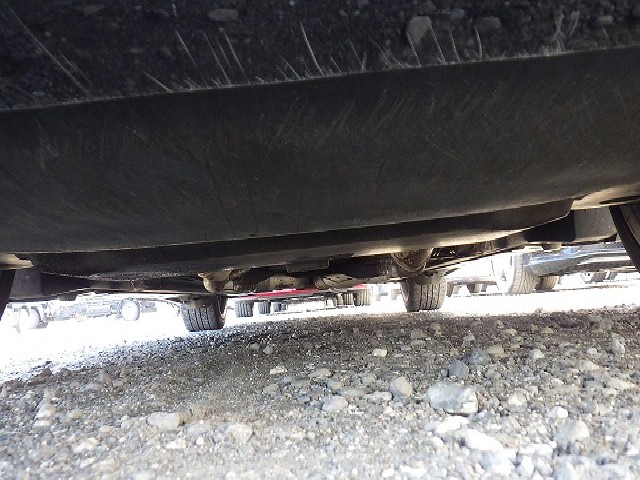 MERCEDES BENZ E CLASS 2002 Image 25