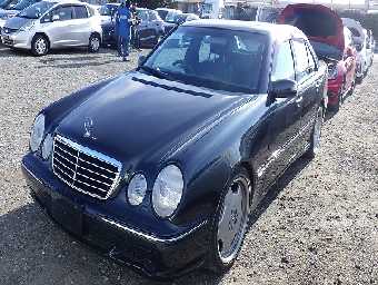 MERCEDES BENZ E CLASS 2002 Image 1