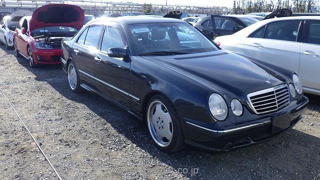 MERCEDES BENZ E CLASS 2002 Image 8