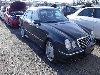 MERCEDES BENZ E CLASS 2002 Image 2