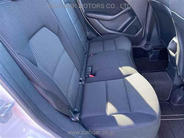 MERCEDES BENZ B CLASS 2015 Image 8
