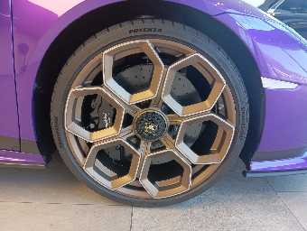 LAMBORGHINI HURACAN 2024 Image 12