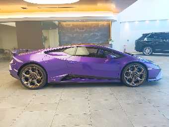LAMBORGHINI HURACAN 2024 Image 4