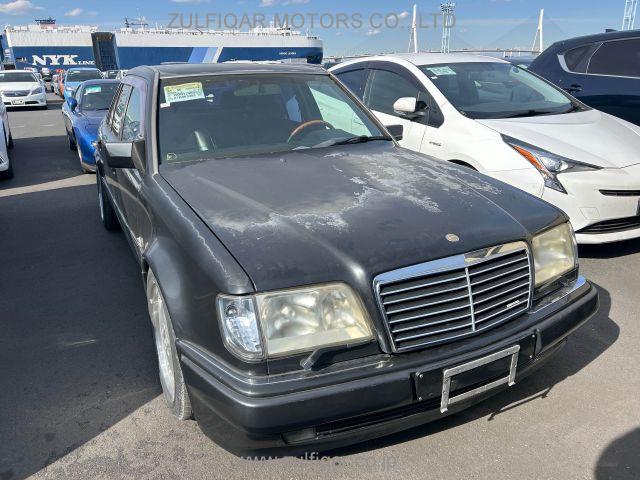 MERCEDES BENZ MEDIUM CLASS 1992 Image 8