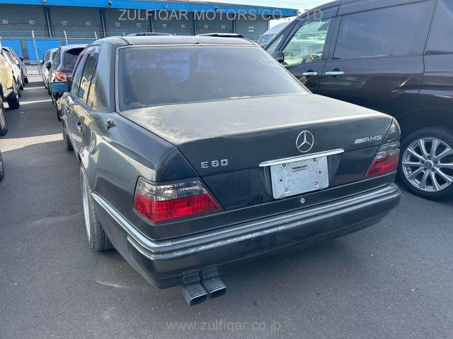MERCEDES BENZ MEDIUM CLASS 1992 Image 10