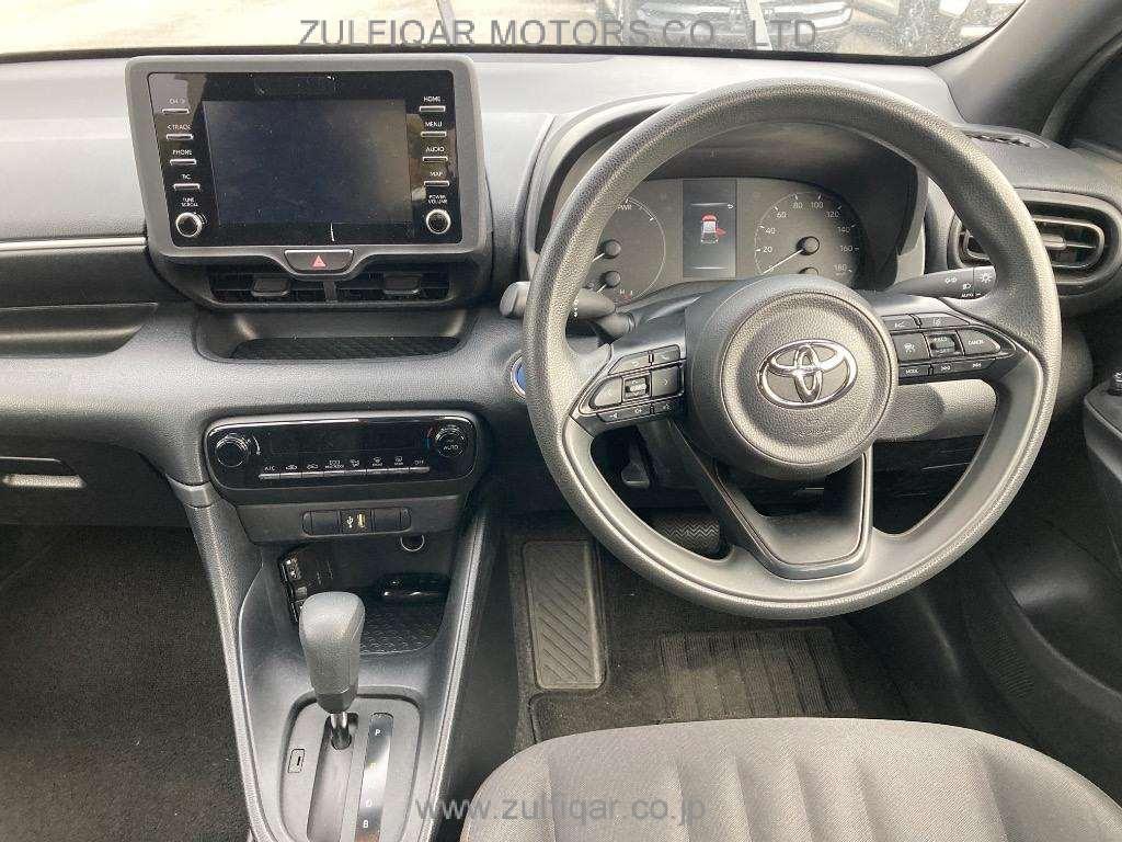 TOYOTA YARIS 2021 Image 6