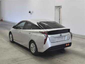 TOYOTA PRIUS 2016 Image 2