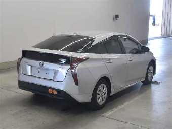 TOYOTA PRIUS 2016 Image 5