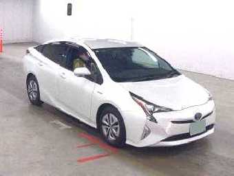 TOYOTA PRIUS 2019 Image 4