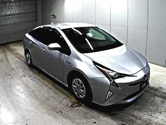 TOYOTA PRIUS 2018 Image 4