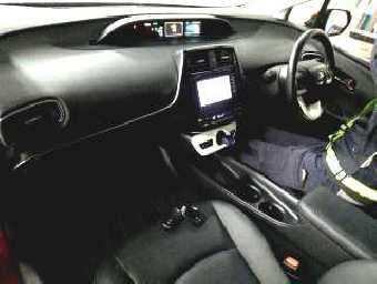 TOYOTA PRIUS 2016 Image 3