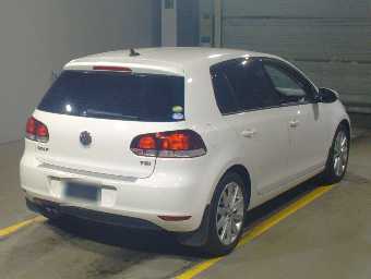 VOLKSWAGEN GOLF 2013 Image 2