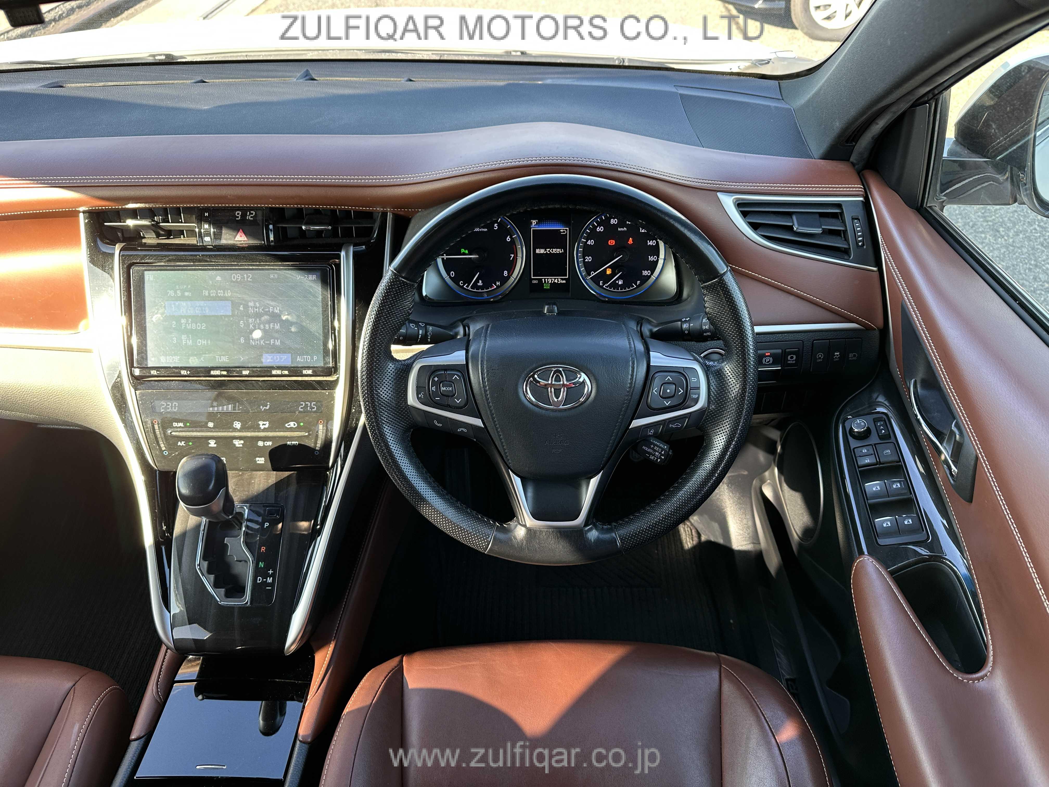 TOYOTA HARRIER 2020 Image 11