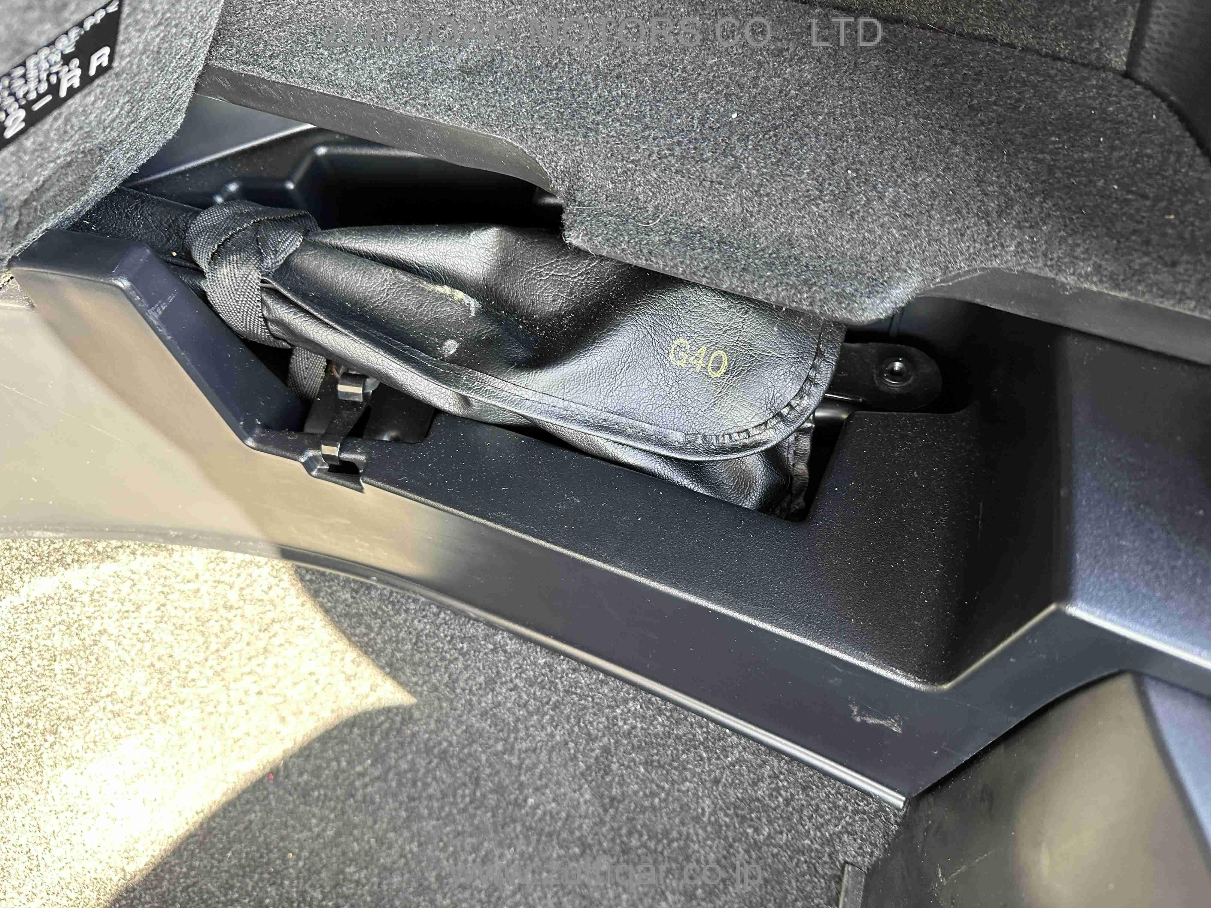 TOYOTA HARRIER 2020 Image 21