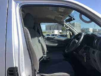 NISSAN NV350 CARAVAN 2016 Image 11