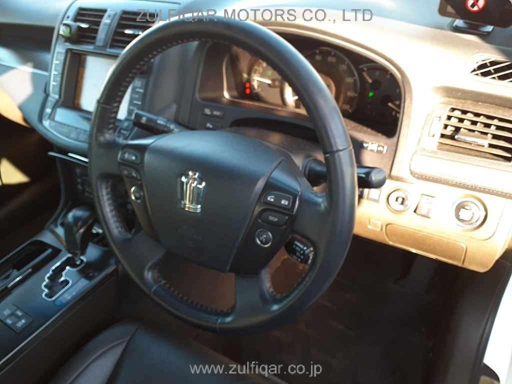 TOYOTA CROWN 2008 Image 7