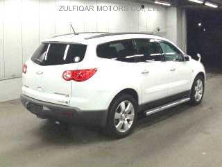 CHEVROLET TRAVERSE 2010 Image 5