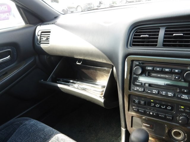 TOYOTA MARK II 2000 Image 19