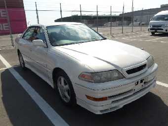 TOYOTA MARK II 2000 Image 2
