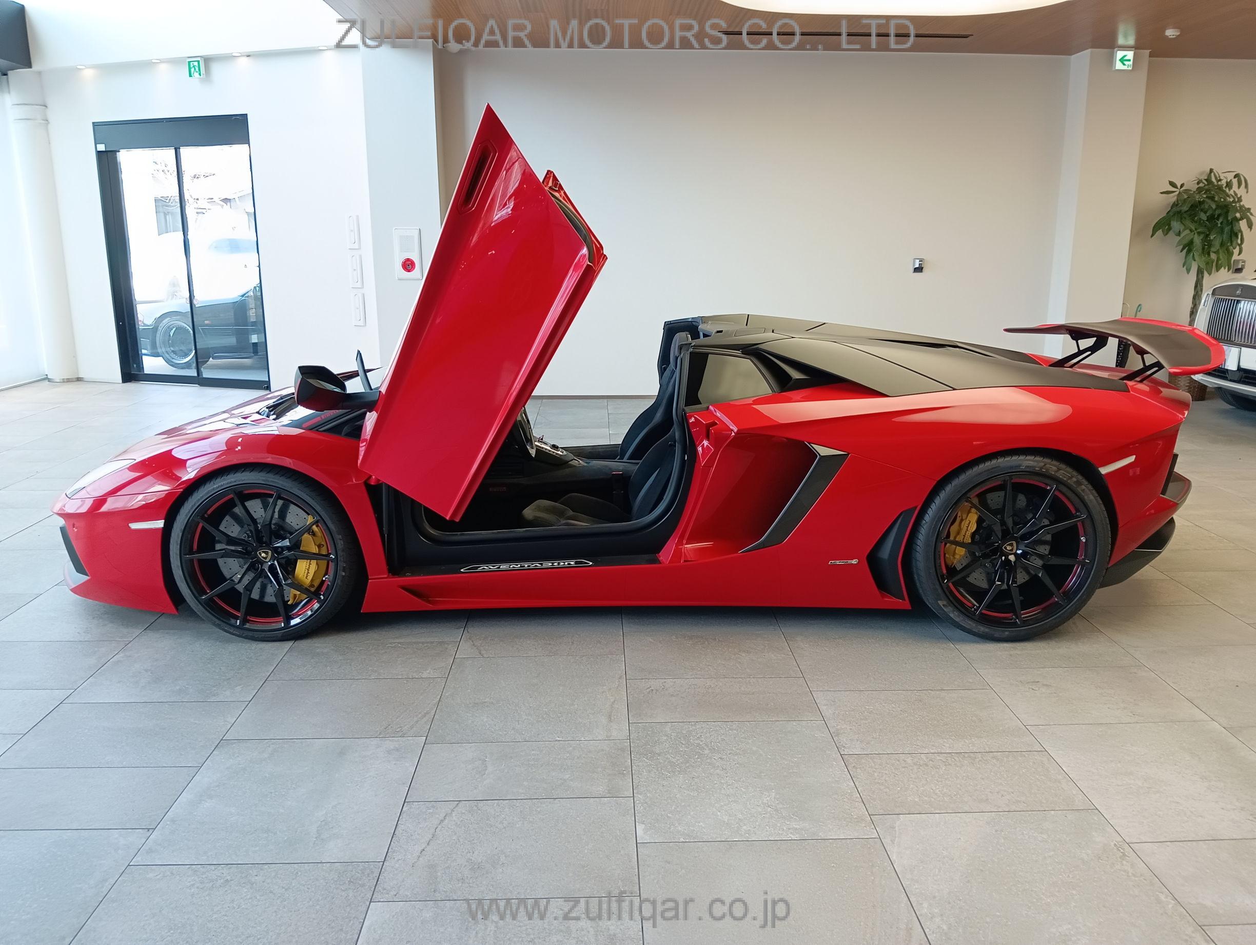 LAMBORGHINI AVENTADOR 2015 Image 11