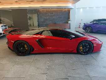 LAMBORGHINI AVENTADOR 2015 Image 17