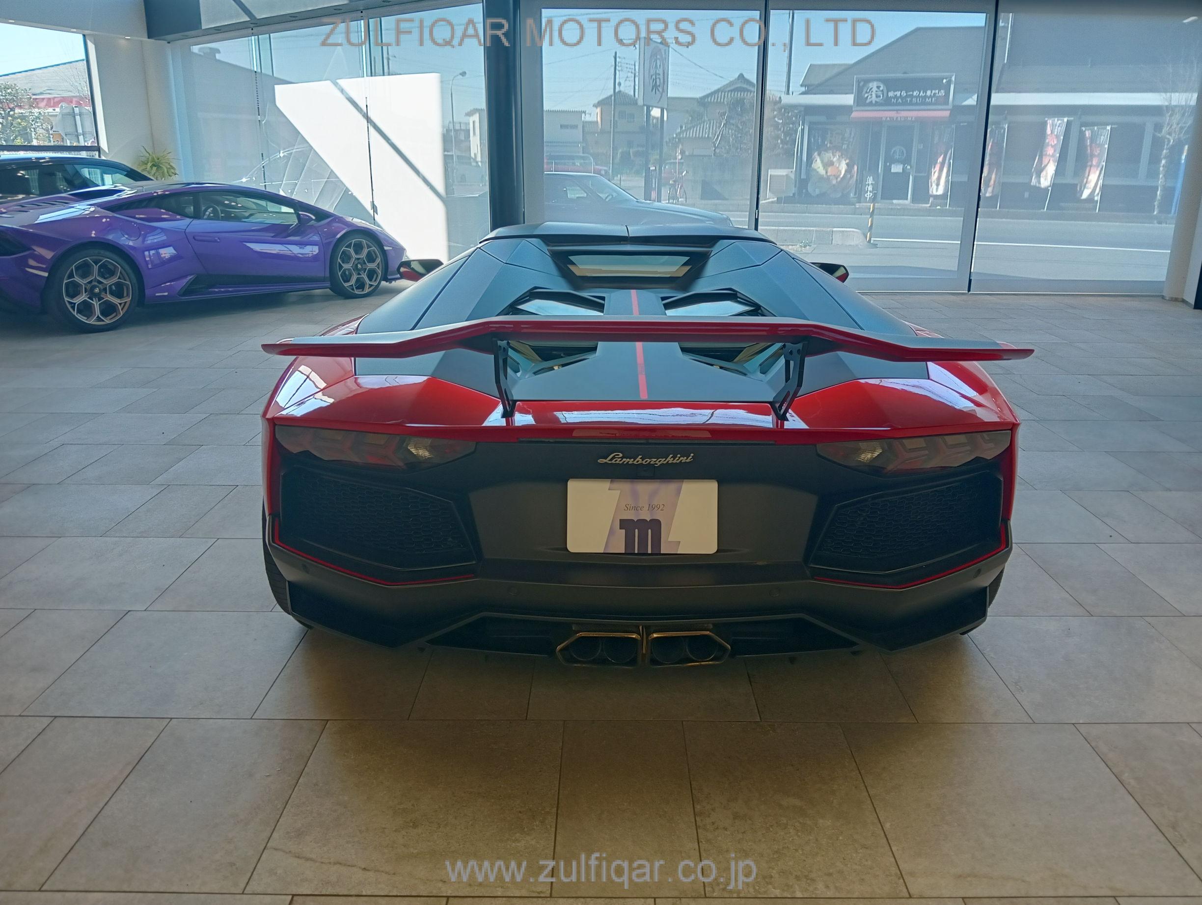 LAMBORGHINI AVENTADOR 2015 Image 26