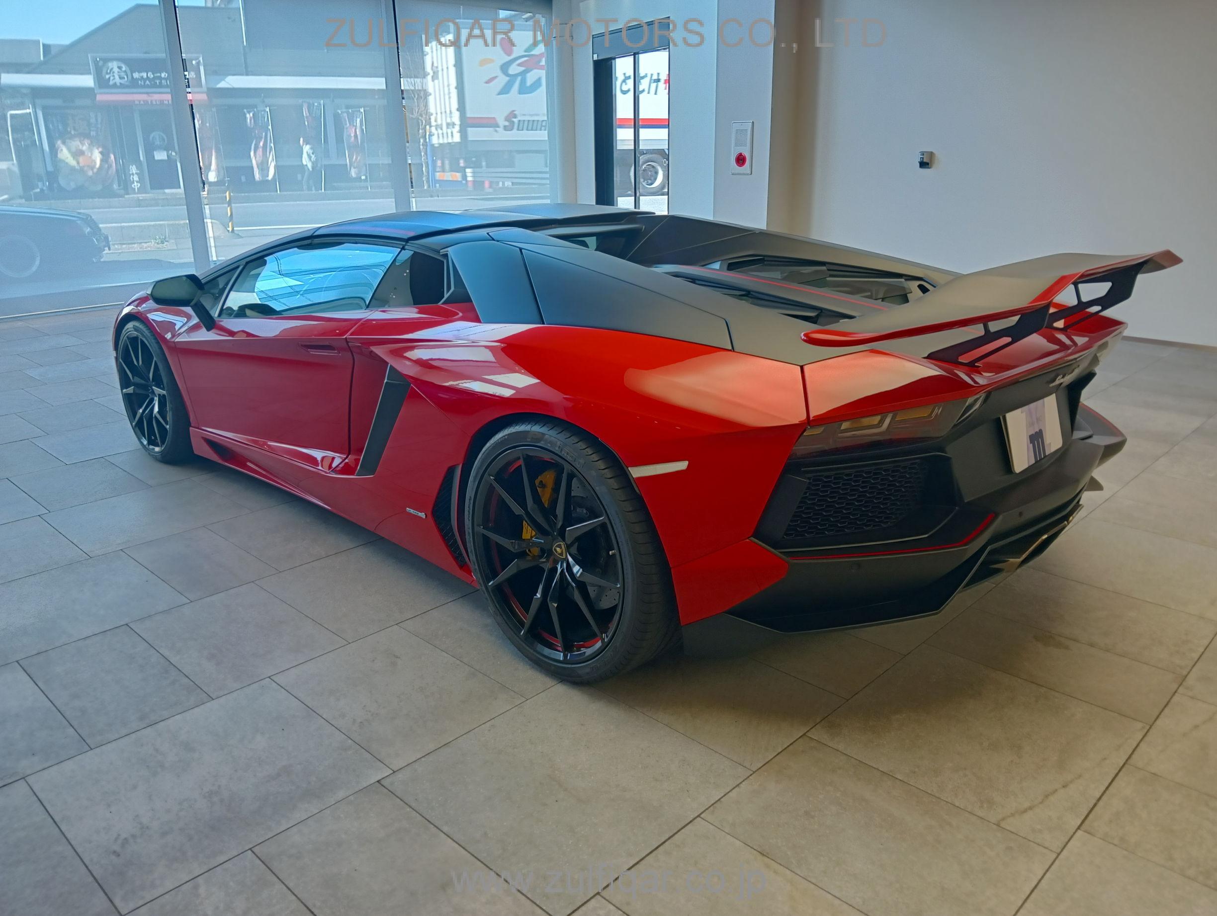 LAMBORGHINI AVENTADOR 2015 Image 27