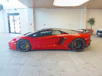 LAMBORGHINI AVENTADOR 2015 Image 24