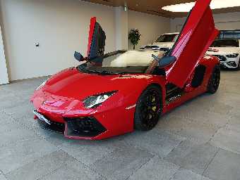 LAMBORGHINI AVENTADOR 2015 Image 4