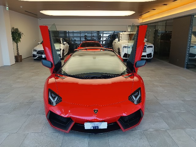 LAMBORGHINI AVENTADOR 2015 Image 31