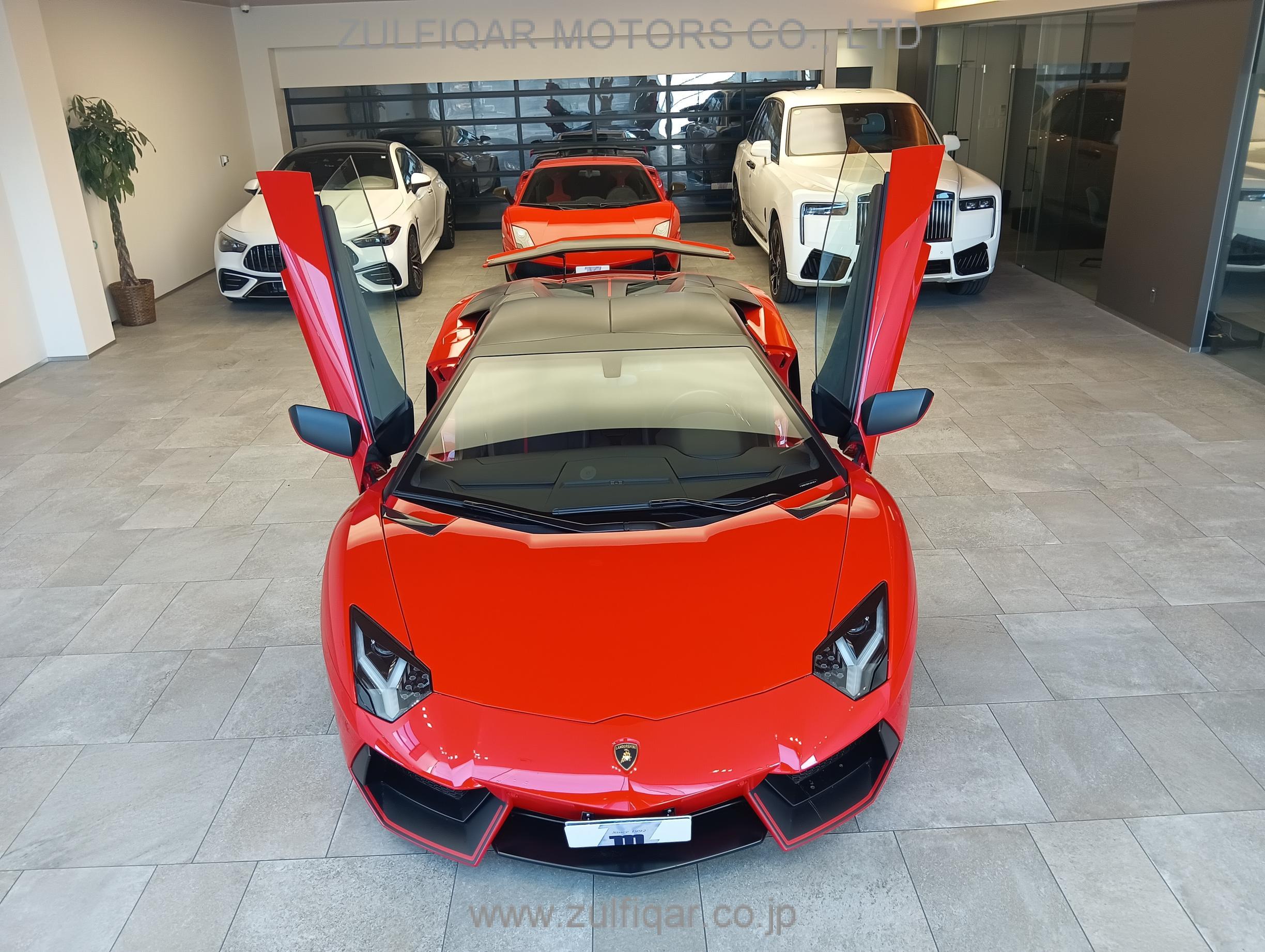 LAMBORGHINI AVENTADOR 2015 Image 32