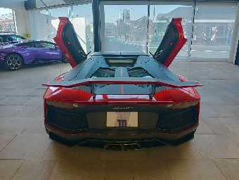 LAMBORGHINI AVENTADOR 2015 Image 27