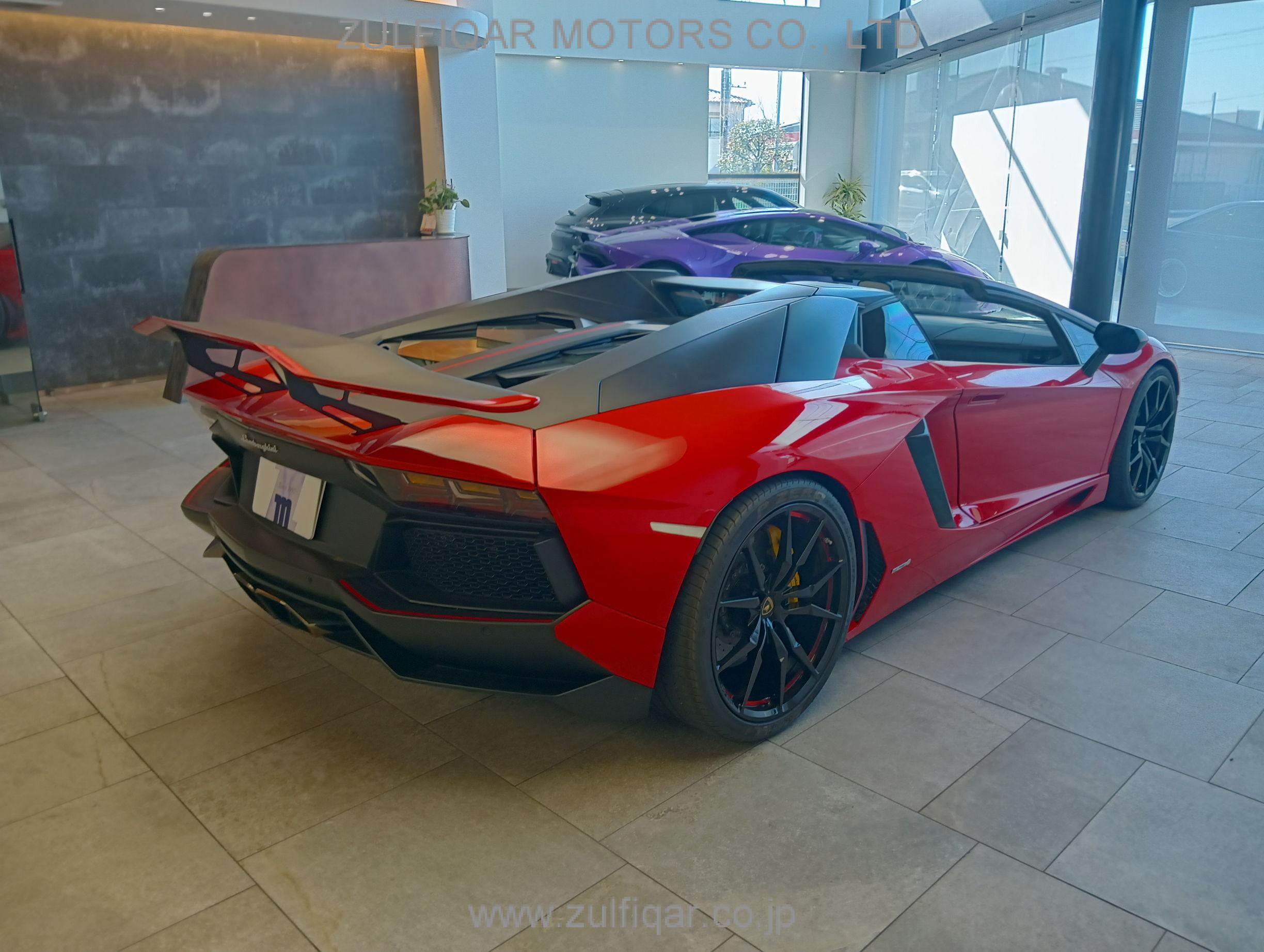 LAMBORGHINI AVENTADOR 2015 Image 42