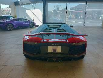 LAMBORGHINI AVENTADOR 2015 Image 37