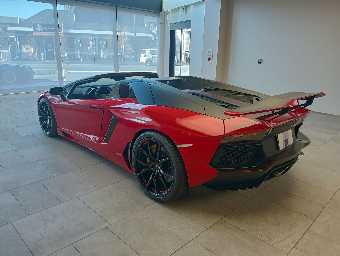LAMBORGHINI AVENTADOR 2015 Image 38