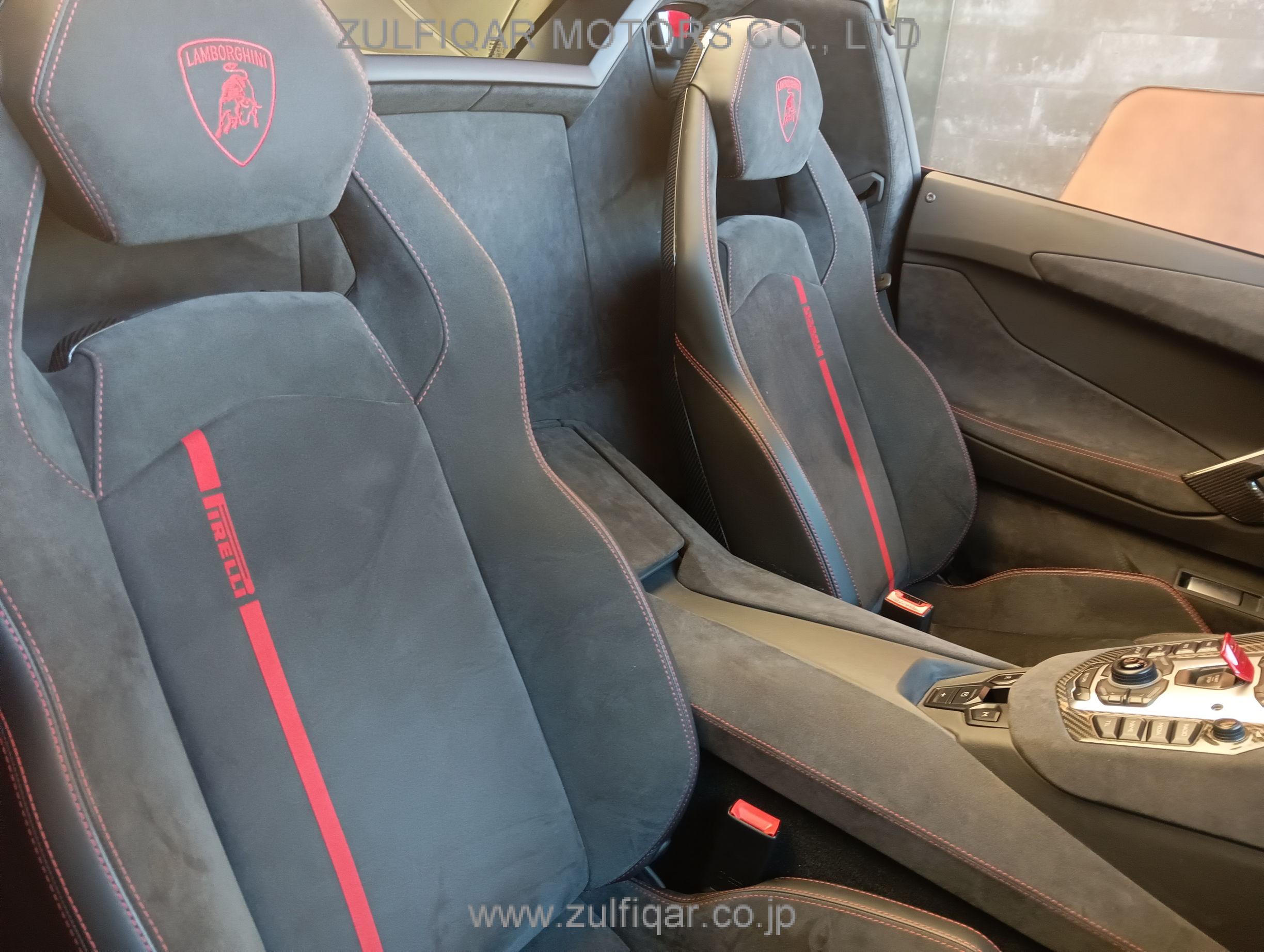 LAMBORGHINI AVENTADOR 2015 Image 51