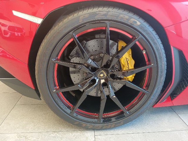 LAMBORGHINI AVENTADOR 2015 Image 52