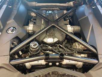 LAMBORGHINI AVENTADOR 2015 Image 51