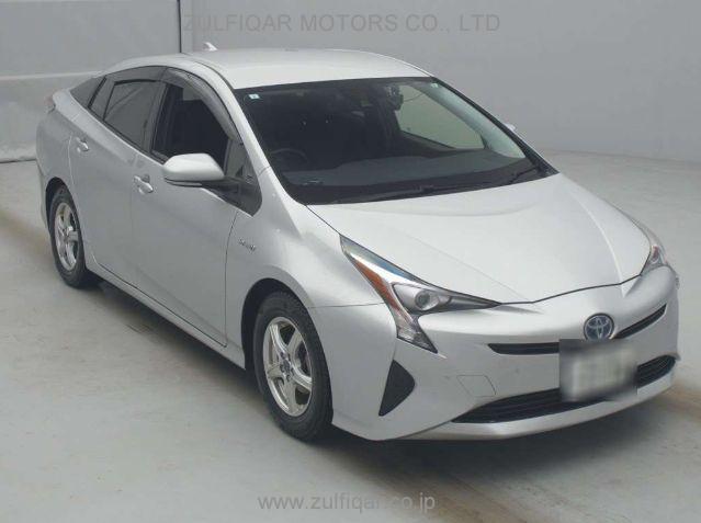 TOYOTA PRIUS 2017 Image 3