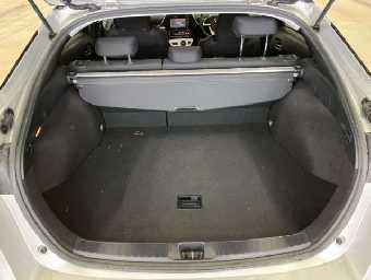 TOYOTA PRIUS 2017 Image 9