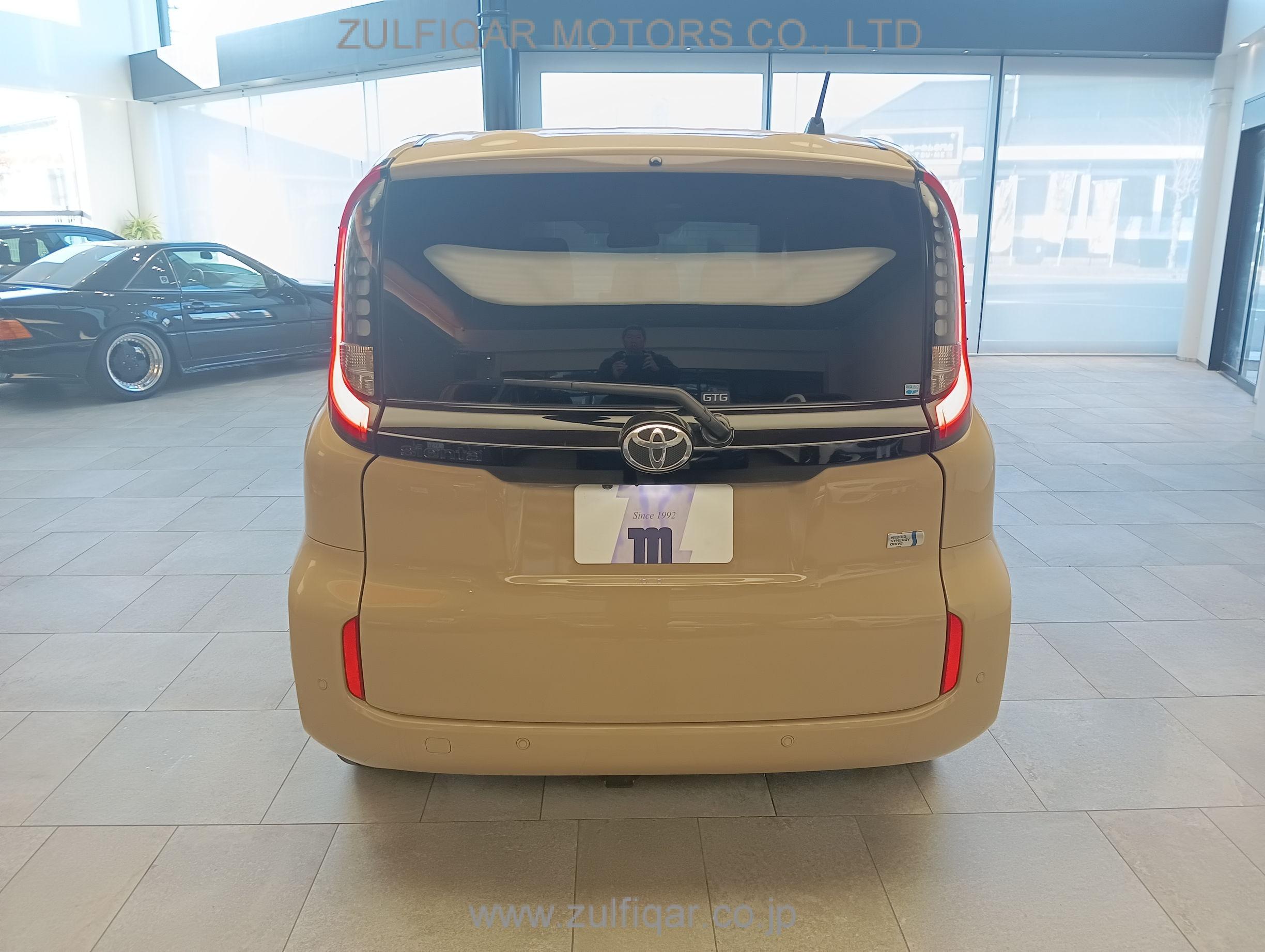 TOYOTA SIENTA 2023 Image 8