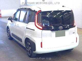 TOYOTA SIENTA 2022 Image 2