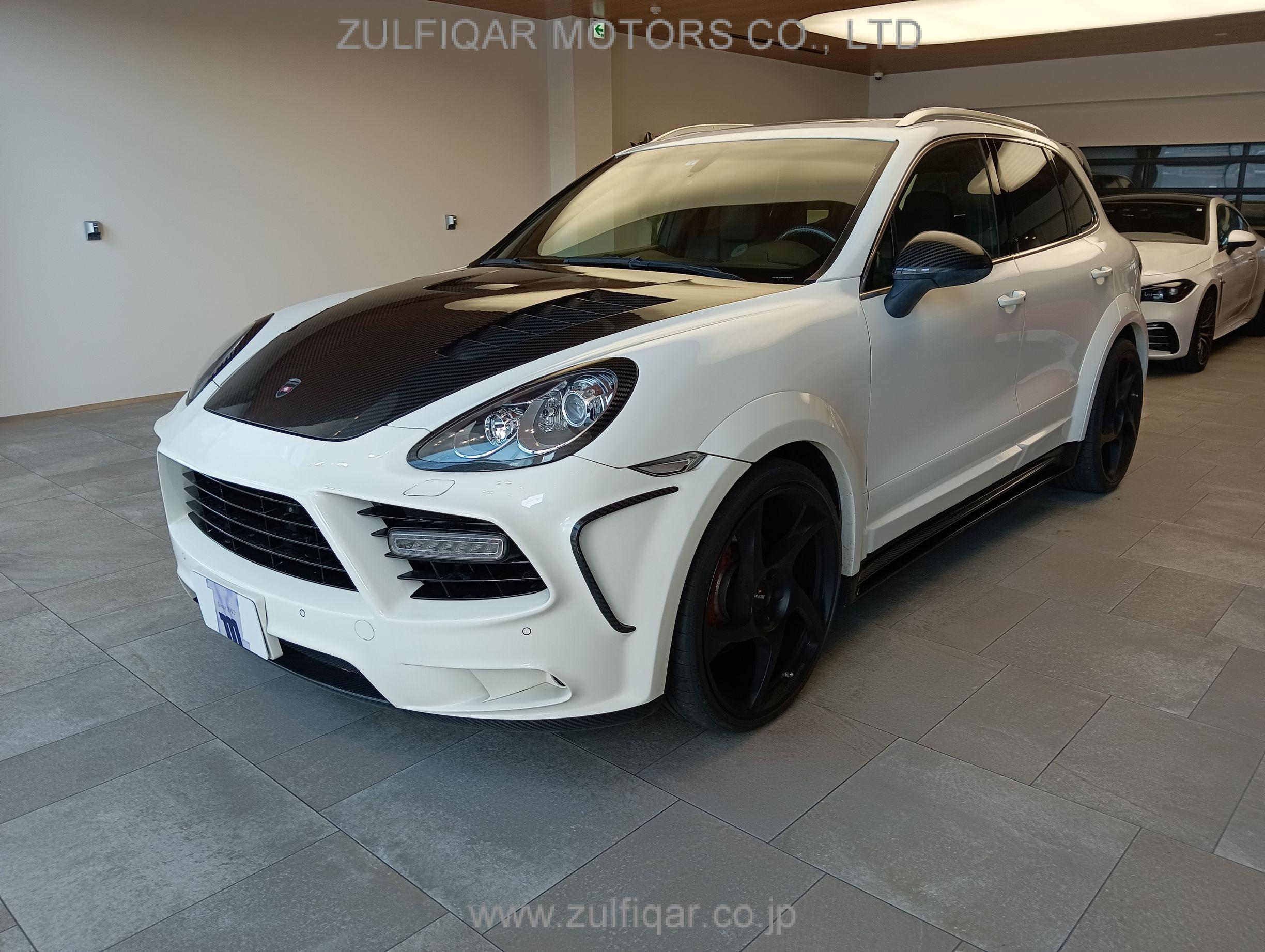 PORSCHE CAYENNE 2011 Image 1