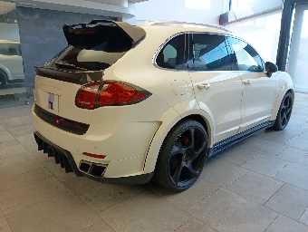 PORSCHE CAYENNE 2011 Image 18